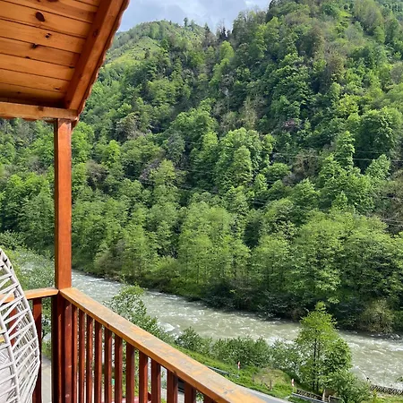 M'api River View 4*